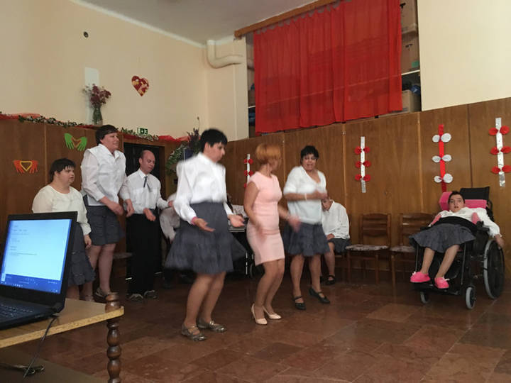 Anyk napja otthonunkban