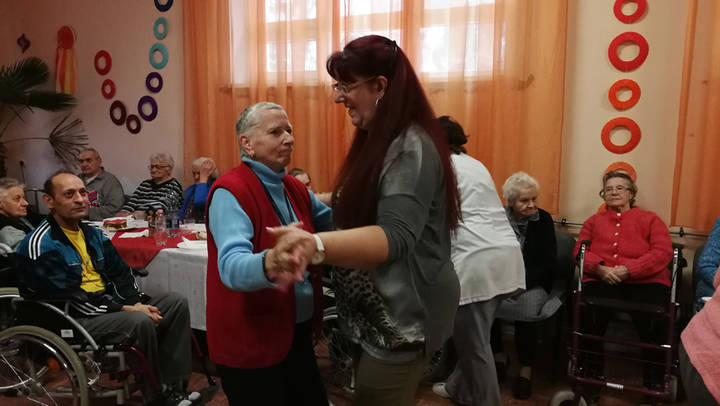 Farsangi mulatsg a Diakniai Kzpontban