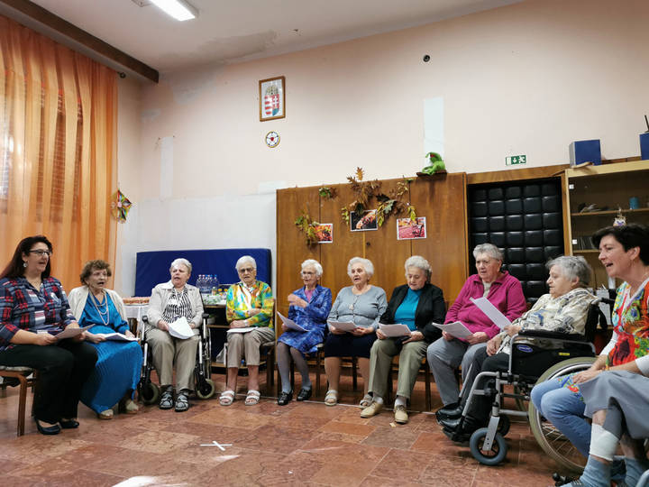 Az idseket nnepeltk a diakniai kzpontban